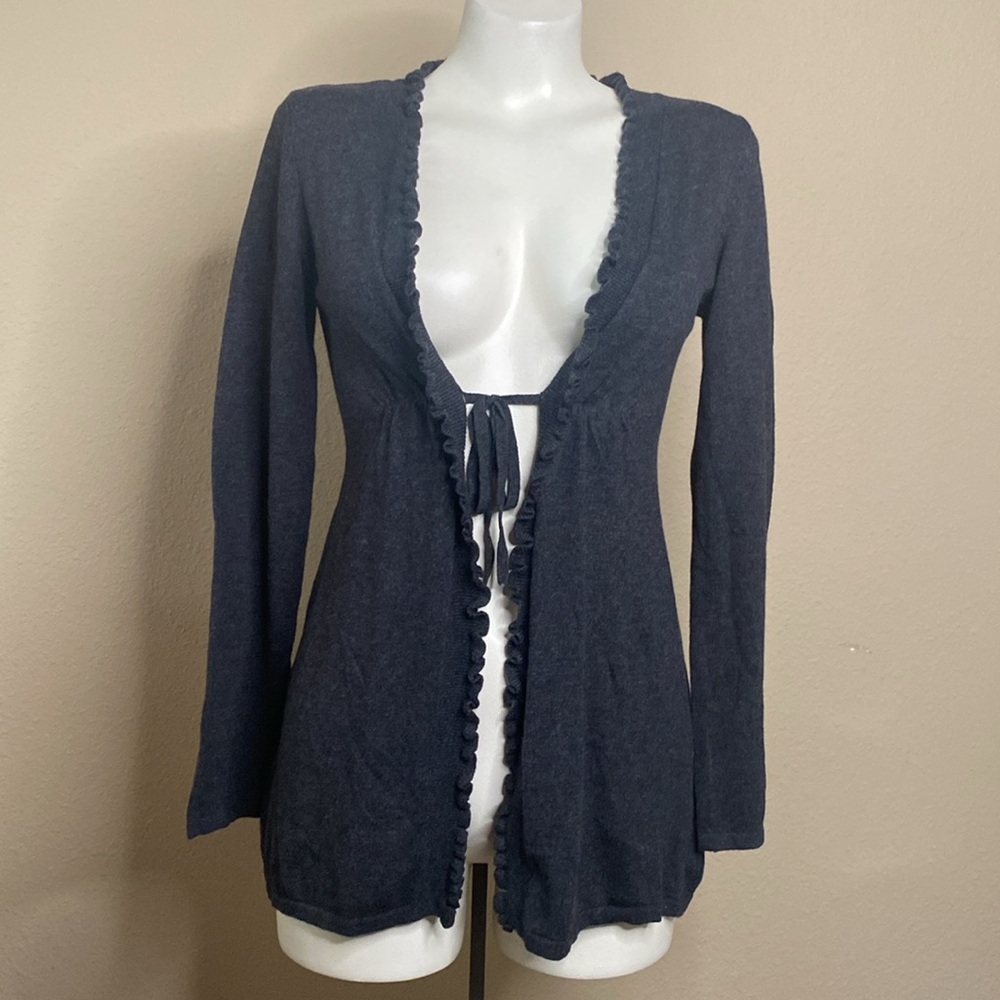 Pierri NY brand grey ruffled tie front soft sweater jacket cardigan M NWT